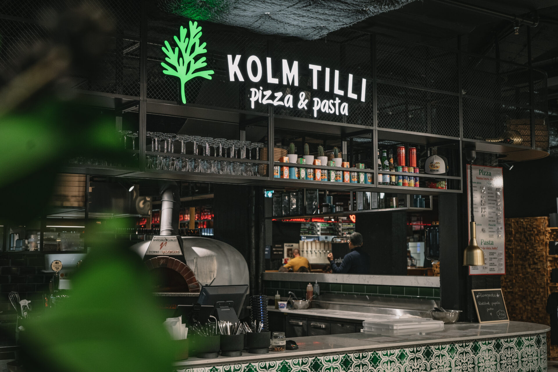 Kolm Tilli